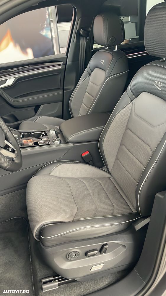 Volkswagen Touareg V6 TDI 4MOTION R-Line - 9