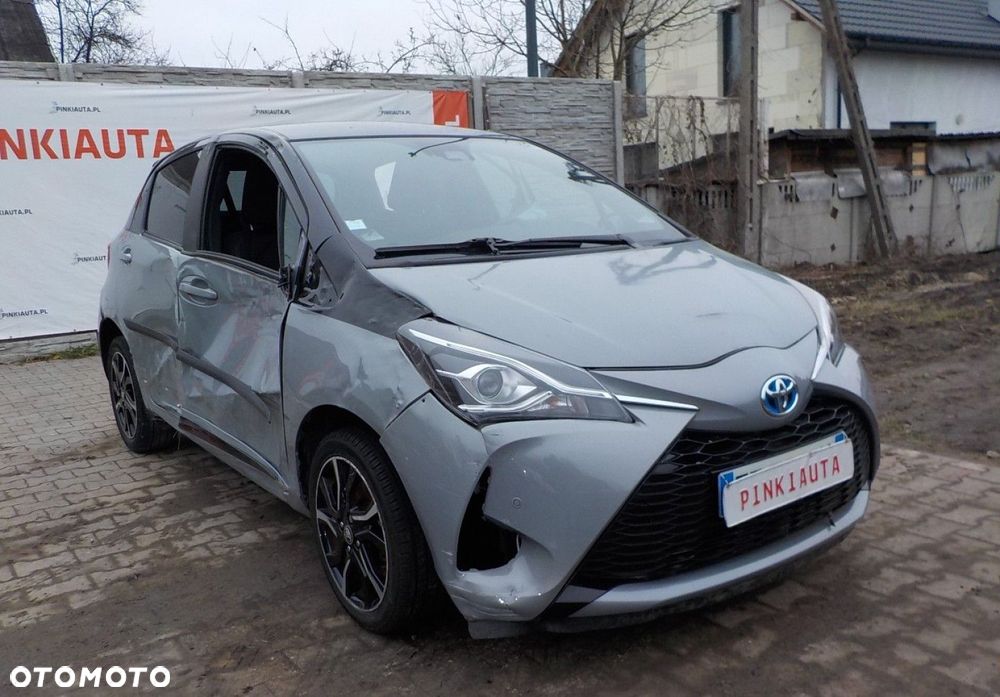 Toyota Yaris - 1
