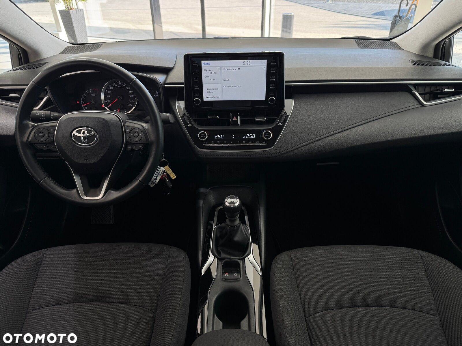 Toyota Corolla 1.5 Comfort - 14