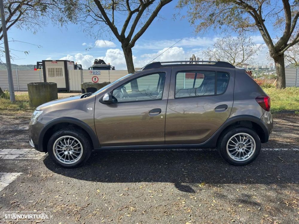 Dacia Sandero 0.9 TCe Stepway - 6