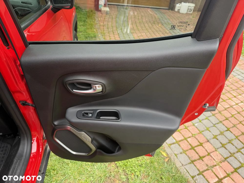 Jeep Renegade 1.3 GSE T4 Turbo Limited 4x4 S&S - 13