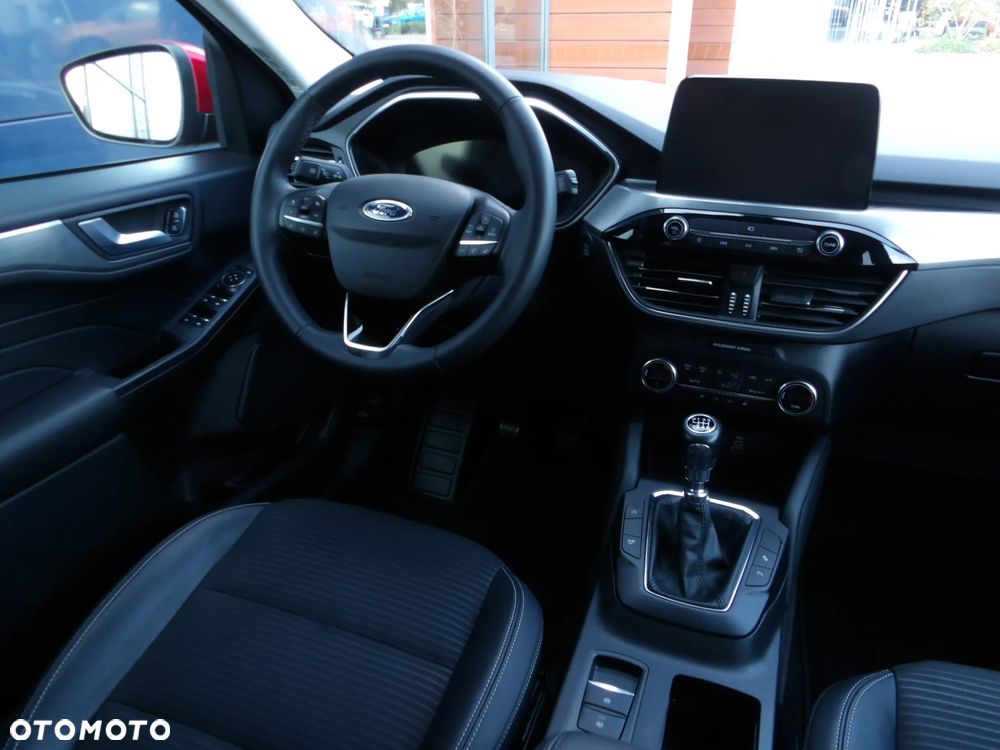 Ford Kuga 1.5 EcoBoost FWD Titanium X - 18