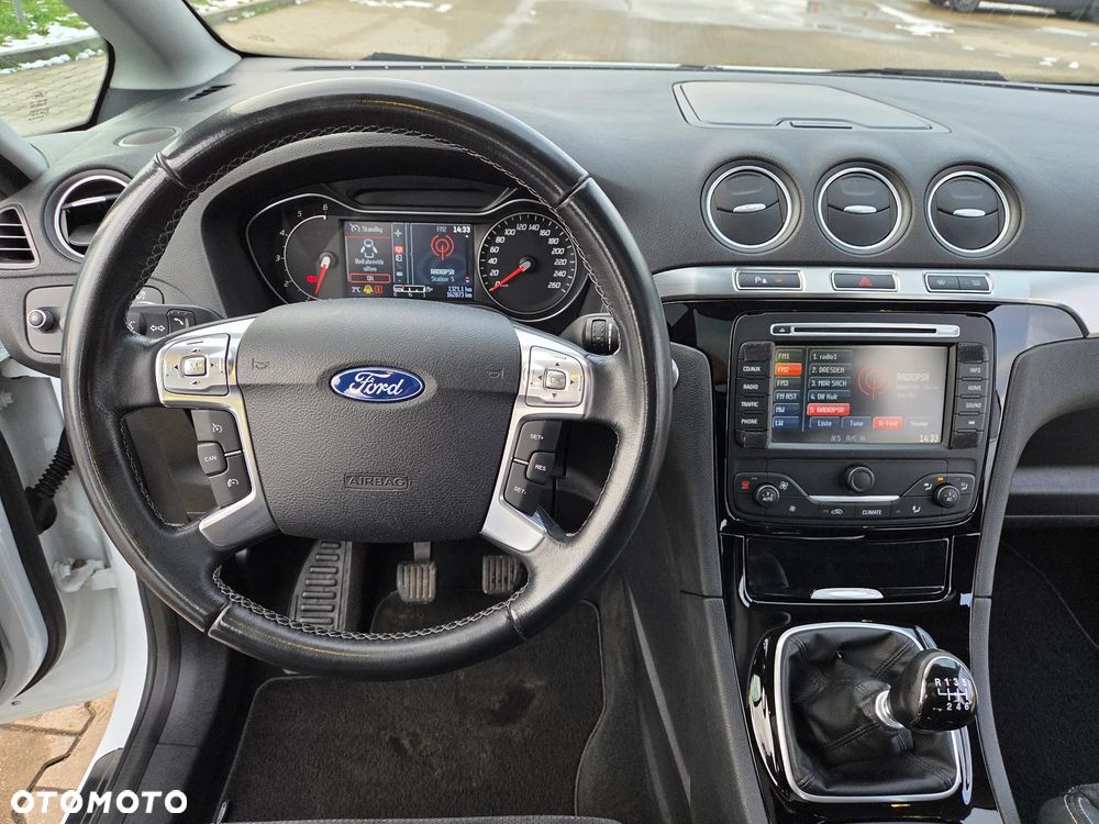 Ford S-Max 2.0 TDCi DPF Ambiente - 33