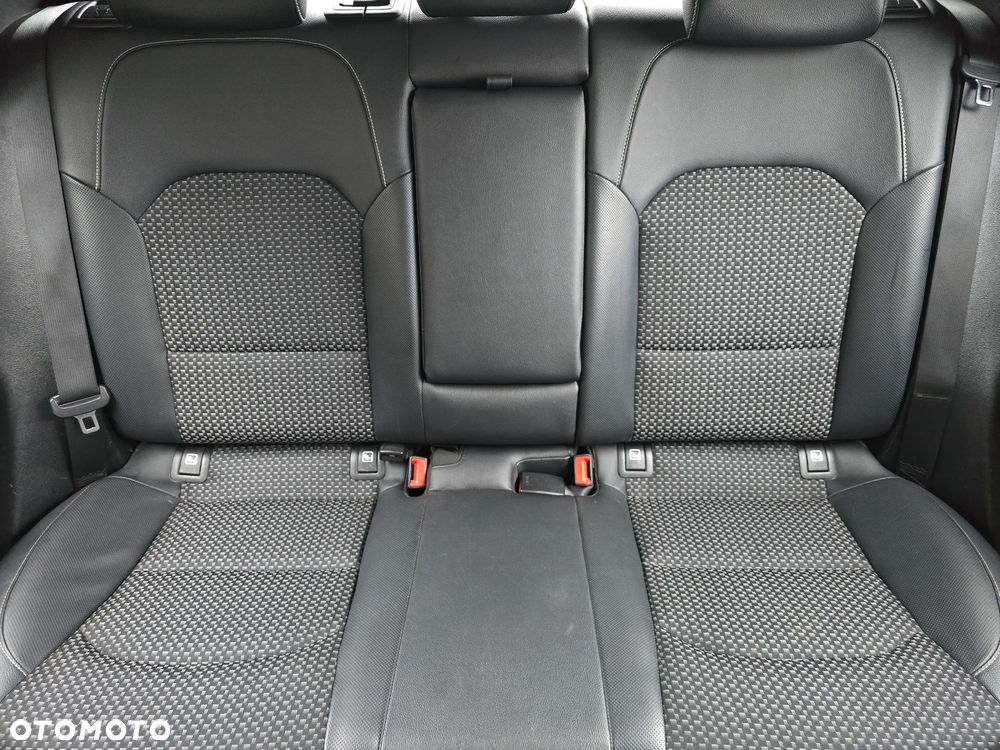 Kia XCeed 1.4 T-GDI OPF VISION - 22