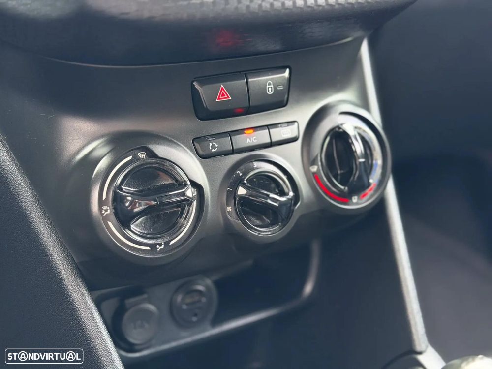 Peugeot 208 1.6 BlueHDi Style - 22