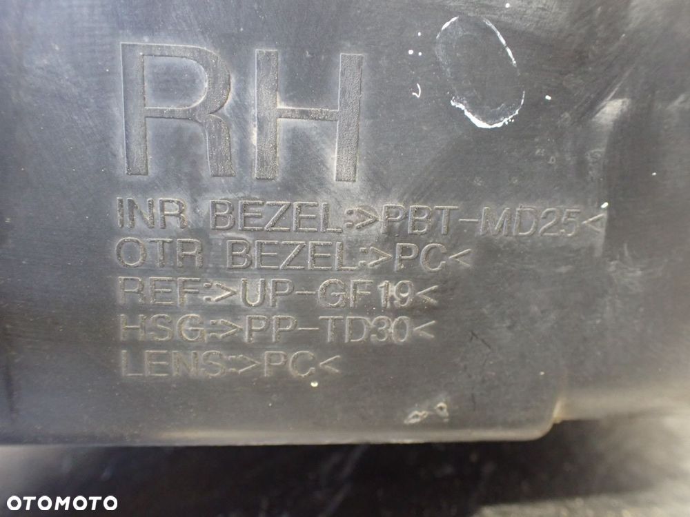 LAMPA PRAWA PRZEDNIA SSANGYONG KYRON - 6