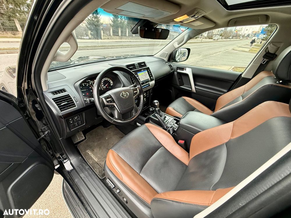 Toyota Land Cruiser 2.8l D-4D 204 CP A/T Luxury Black Matte Edition - 5