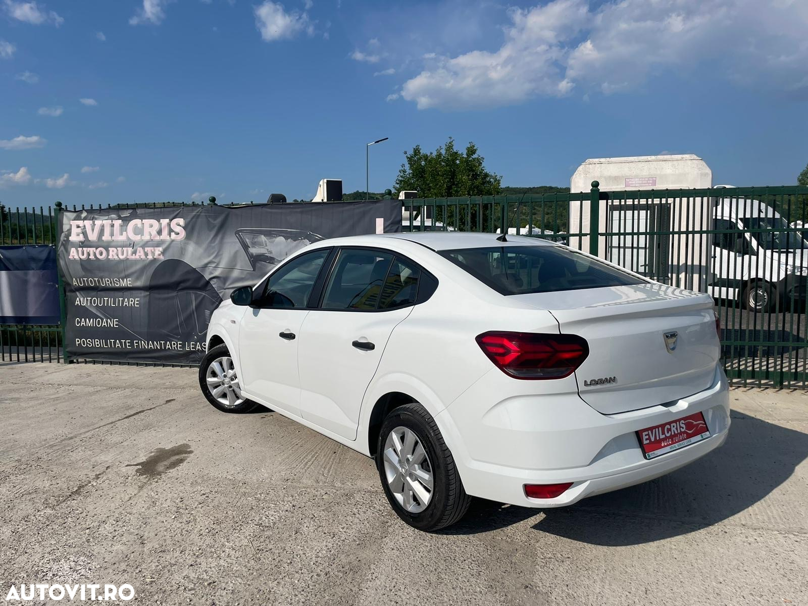 Dacia Logan - 2