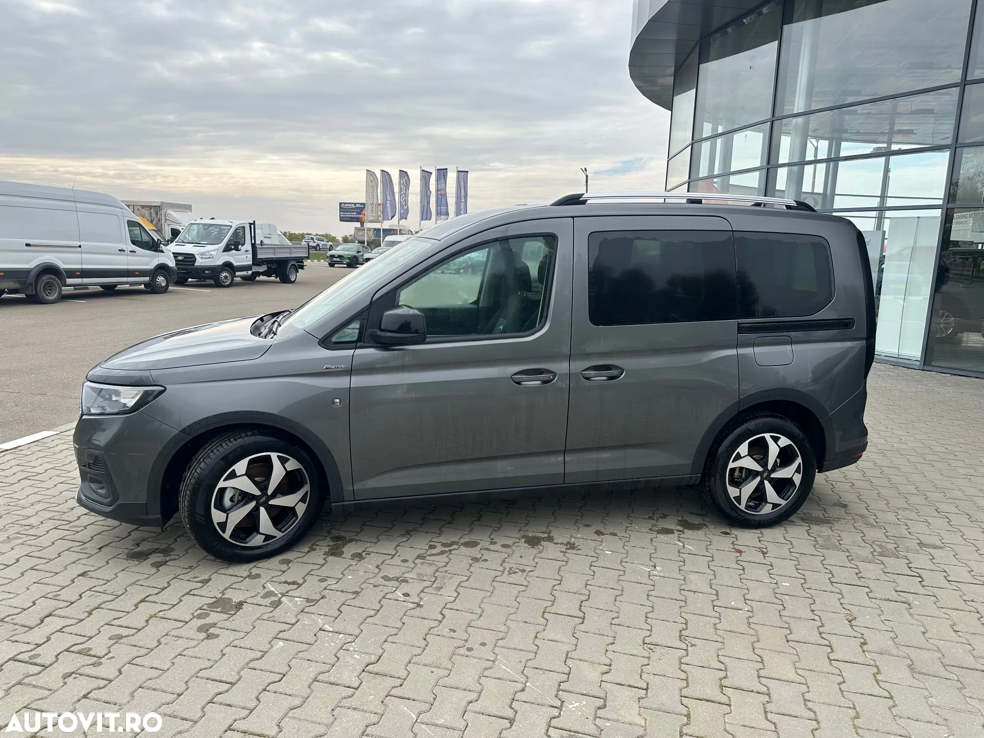 Ford Tourneo Connect 1.5L EcoBoost SWB Active - 2