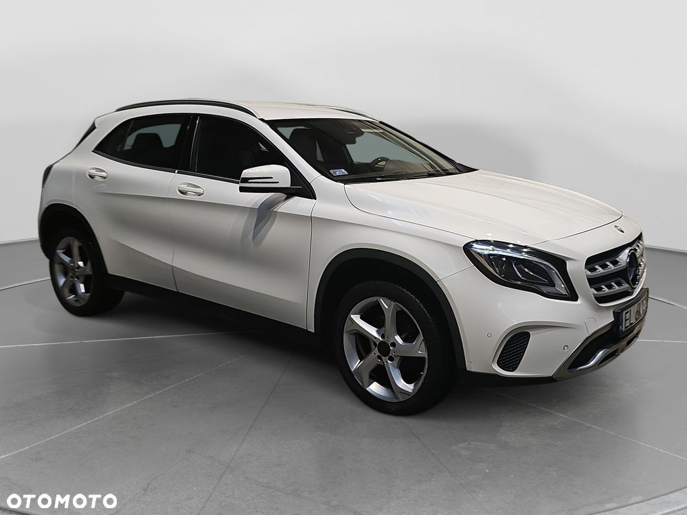 Mercedes-Benz GLA 200 7G-DCT Urban - 7