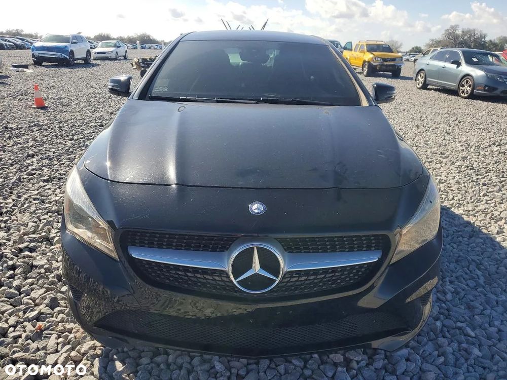Mercedes-Benz CLA 250 7G-DCT Sport - 5