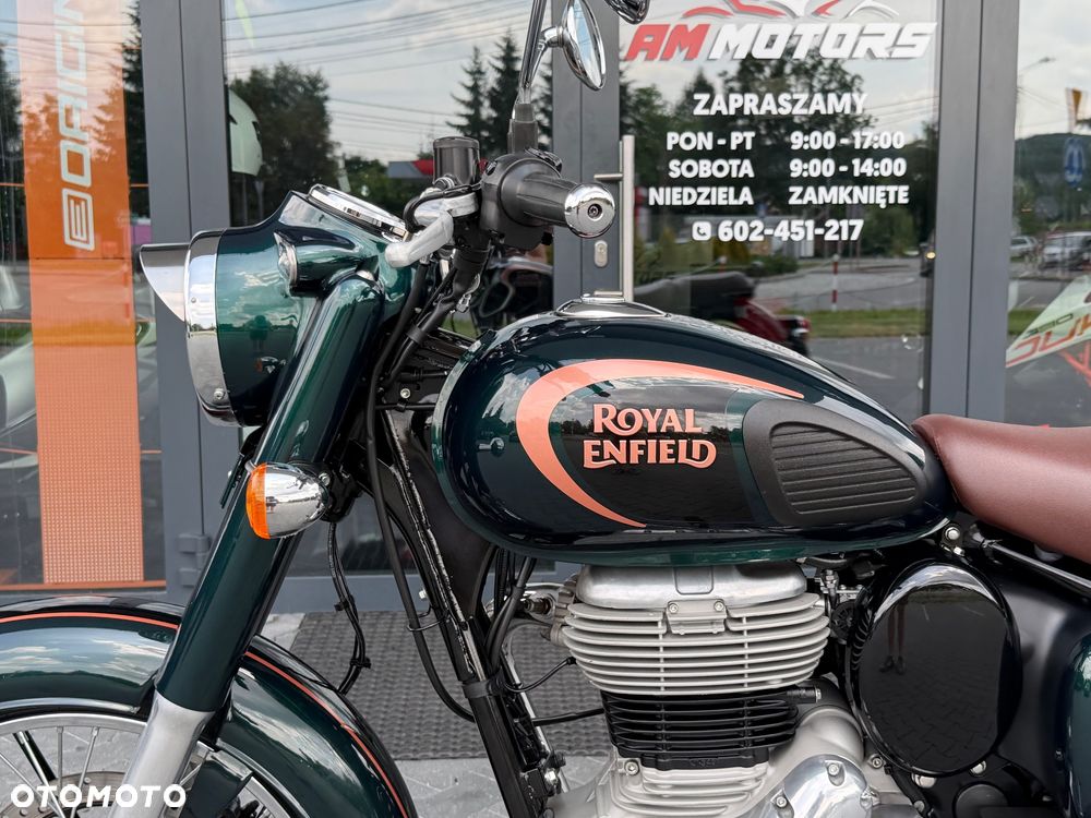 Royal Enfield Classic - 35