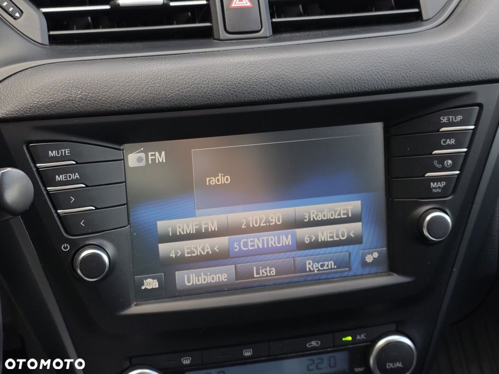 Toyota Avensis 1.8 Premium MS - 12