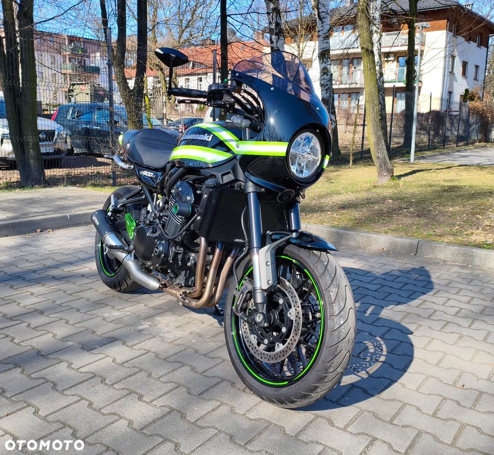 Kawasaki Z 900 RS - 4