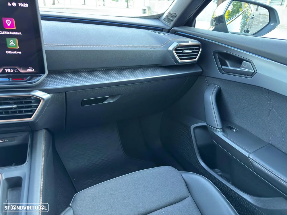 Cupra Formentor 1.5 eTSI DSG - 35