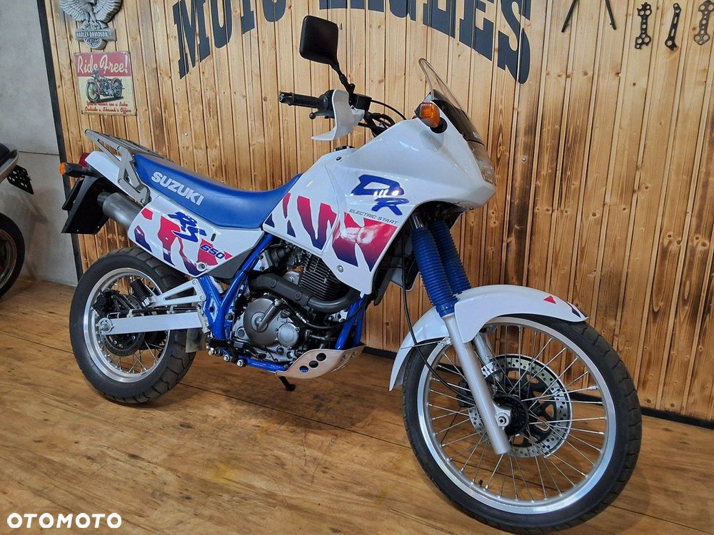Suzuki DL - 21