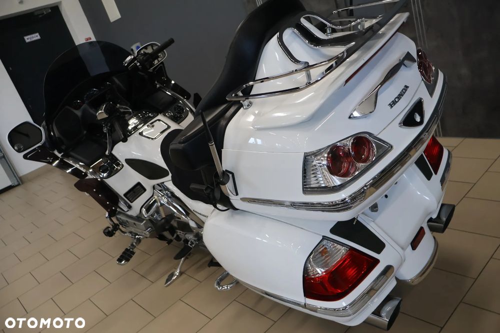Honda GL - 23