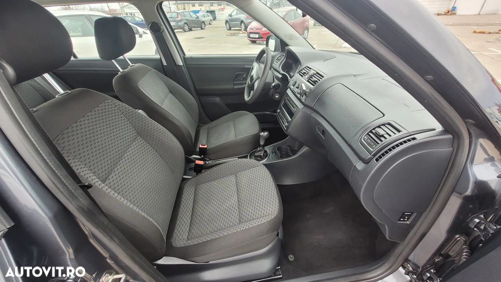 Skoda Fabia - 4