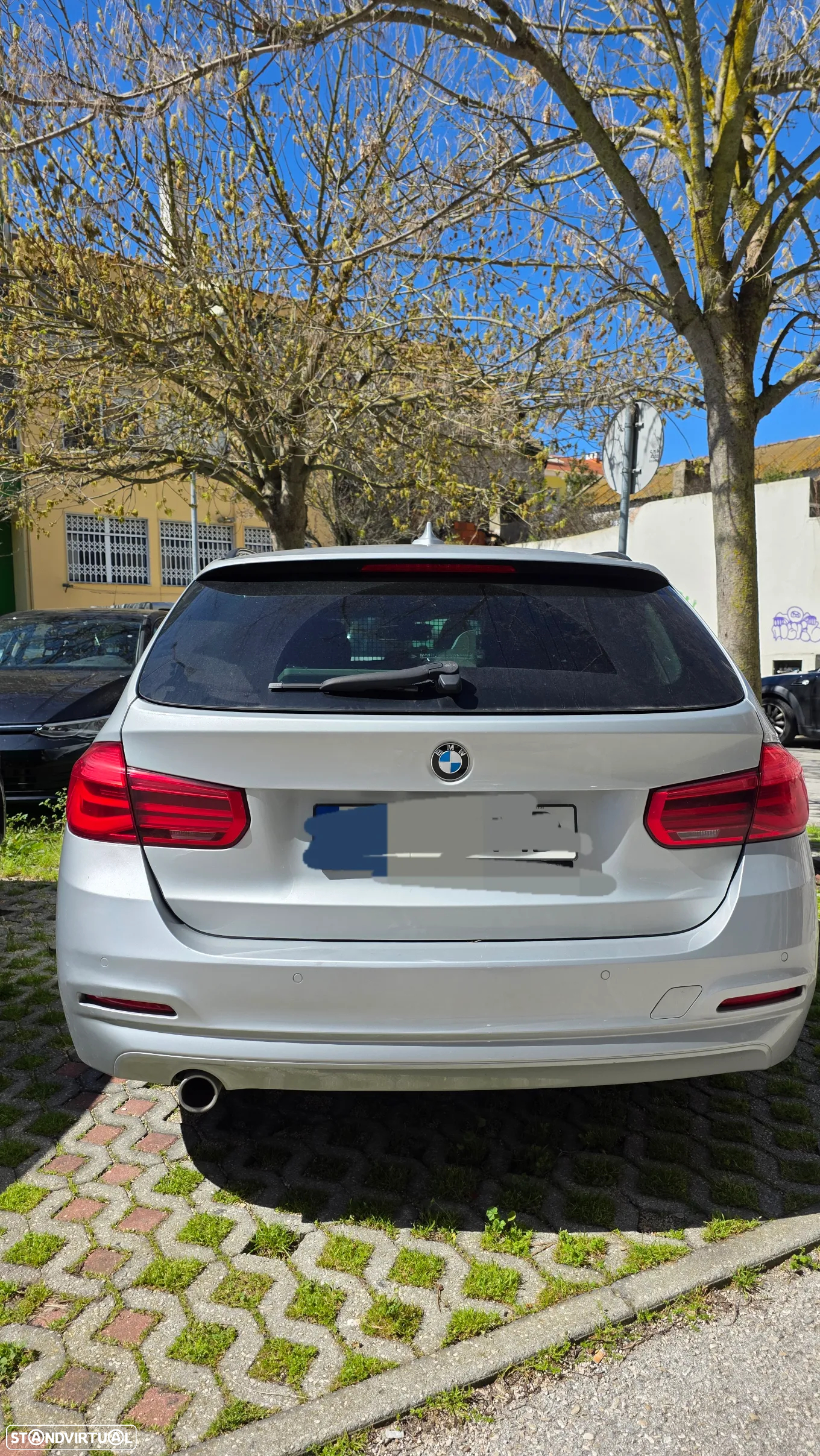 BMW 318 d Touring Advantage Auto - 2