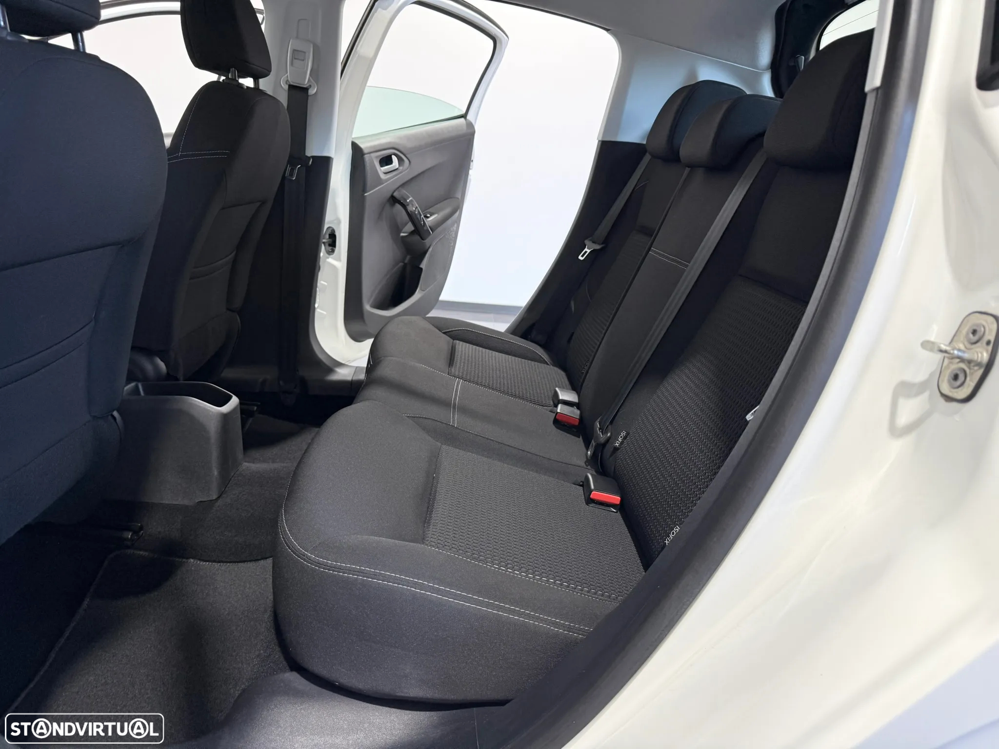 Peugeot 208 1.2 PureTech Allure - 43