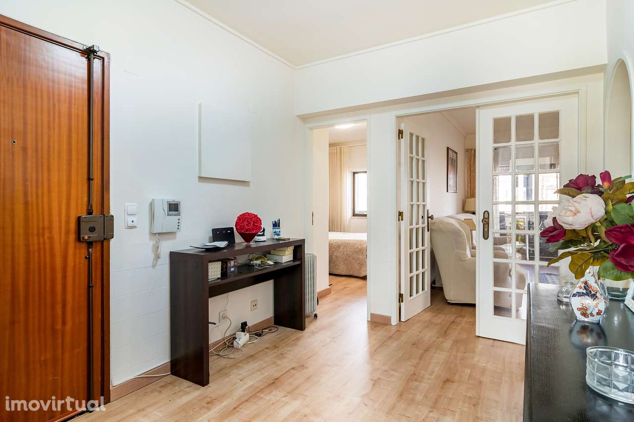 Apartamento T2, Pragal - Grande imagem: 2/15