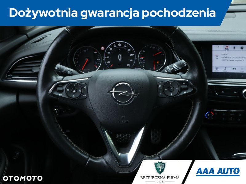 Opel Insignia - 23