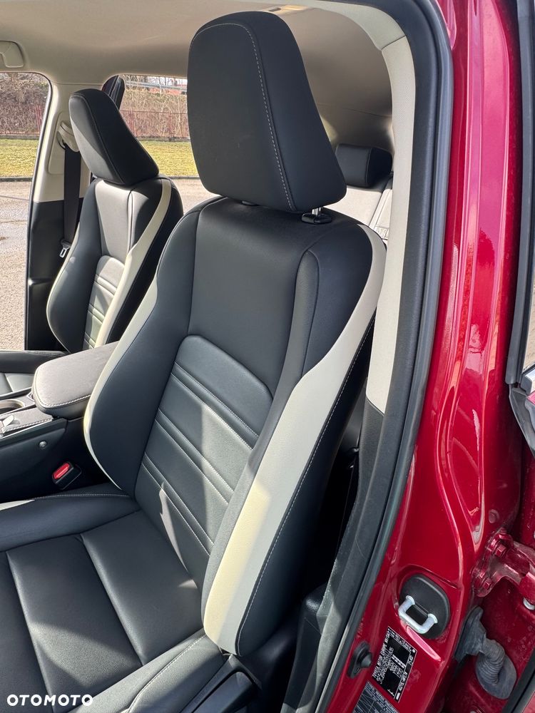 Lexus NX 300 F Impression AWD - 12