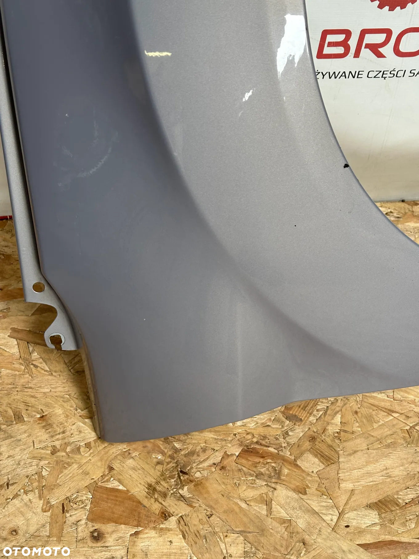 BŁOTNIK PRZEDNI PRAWY FORD FIESTA MK7  A0 - 3