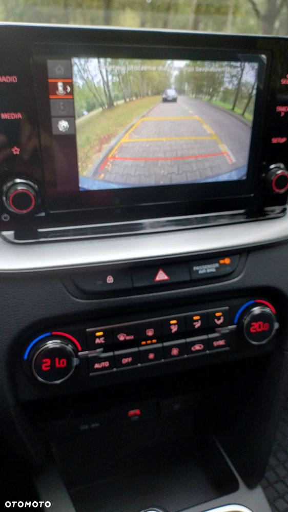 Kia Ceed 1.5 T-GDI M - 23