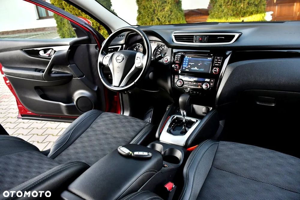Nissan Qashqai 1.2 DIG-T Tekna Xtronic - 23