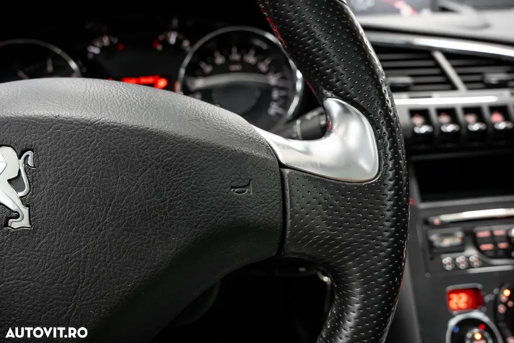 Peugeot 3008 BlueHDi 120 EAT6 Stop & Start Allure - 33