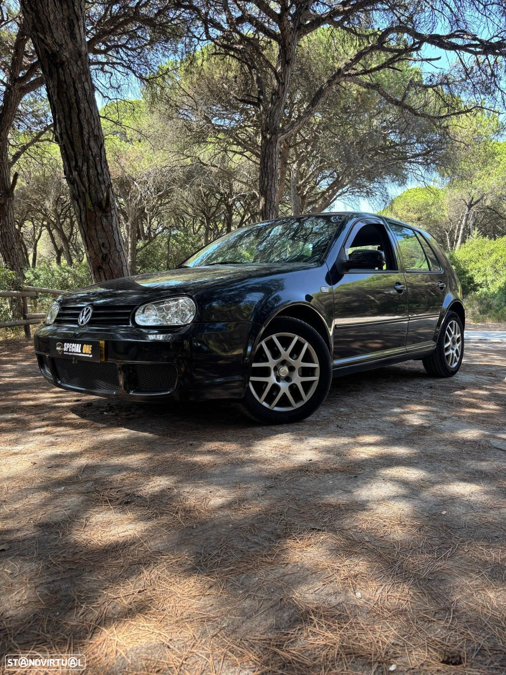 VW Golf 1.9 TDi Highline - 1