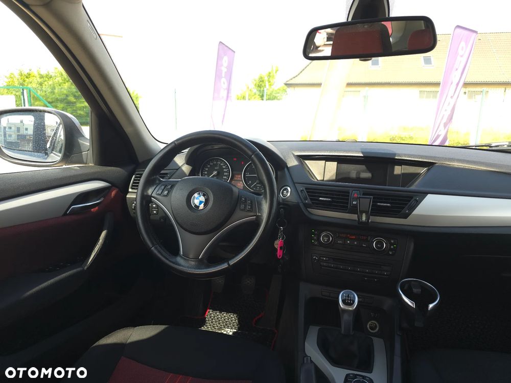 BMW X1 xDrive18d Sport Line - 35