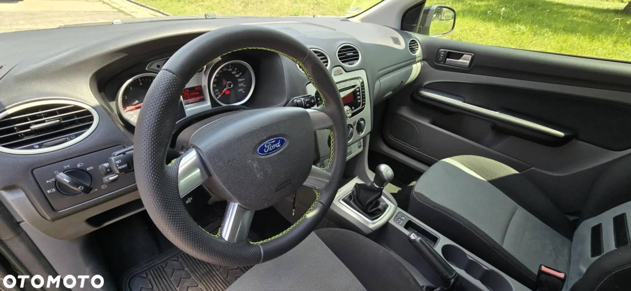 Ford Focus 1.6 16V Sport - 2