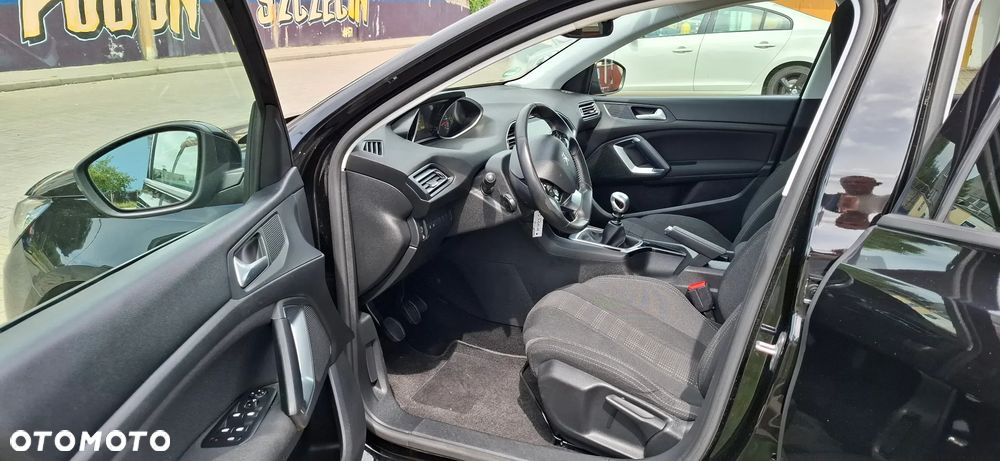 Peugeot 308 SW BlueHDi 120 Stop & Start Business-Line - 11