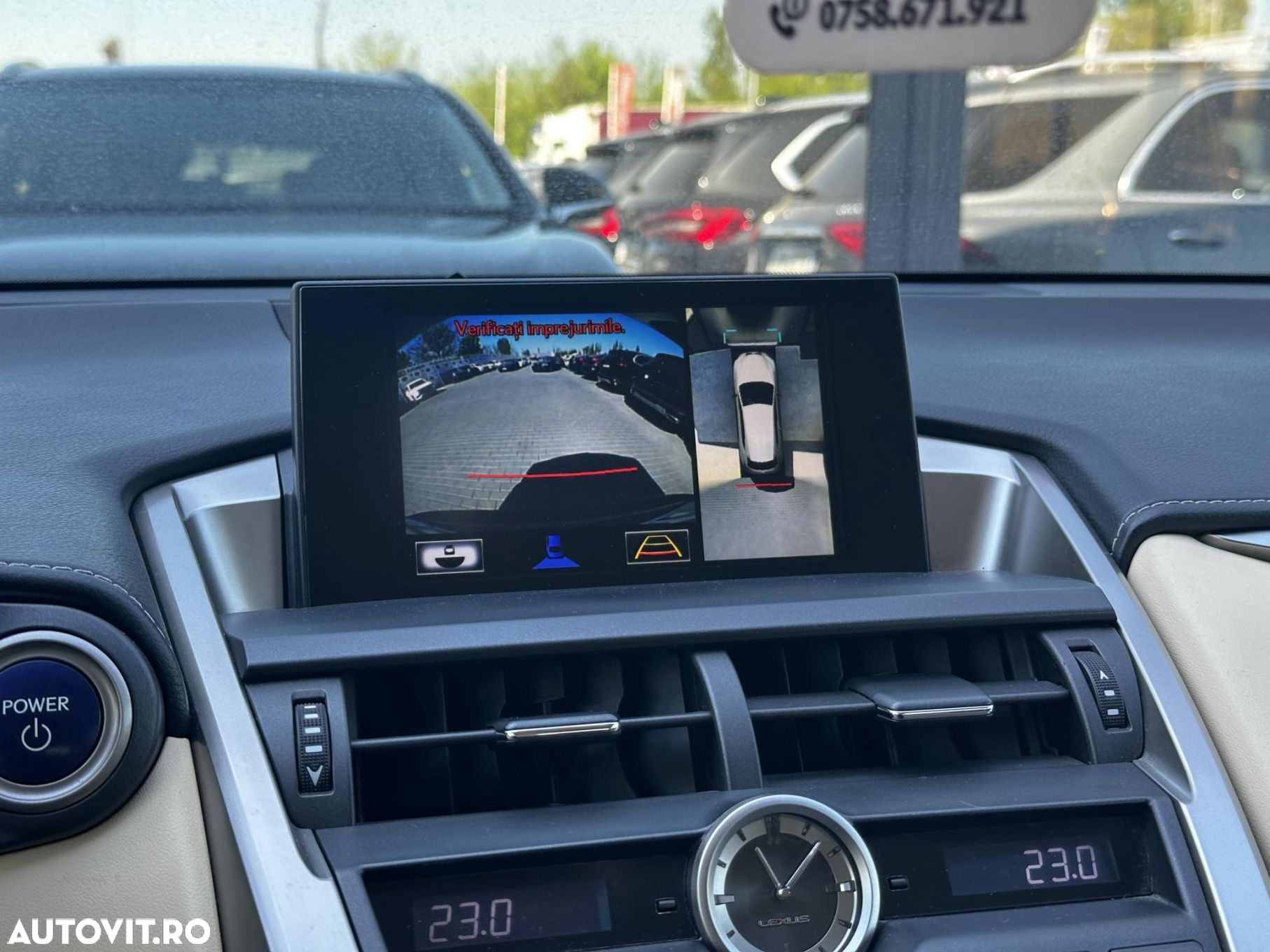 Lexus Seria NX - 15