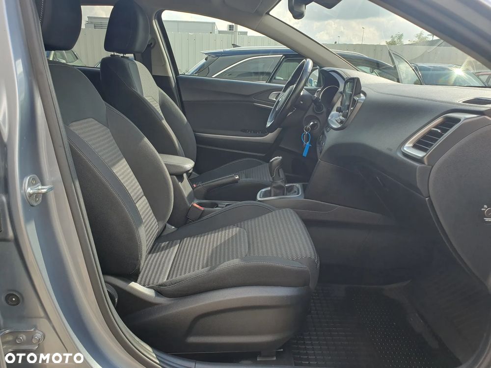 Kia XCeed 1.5 T-GDI M - 28