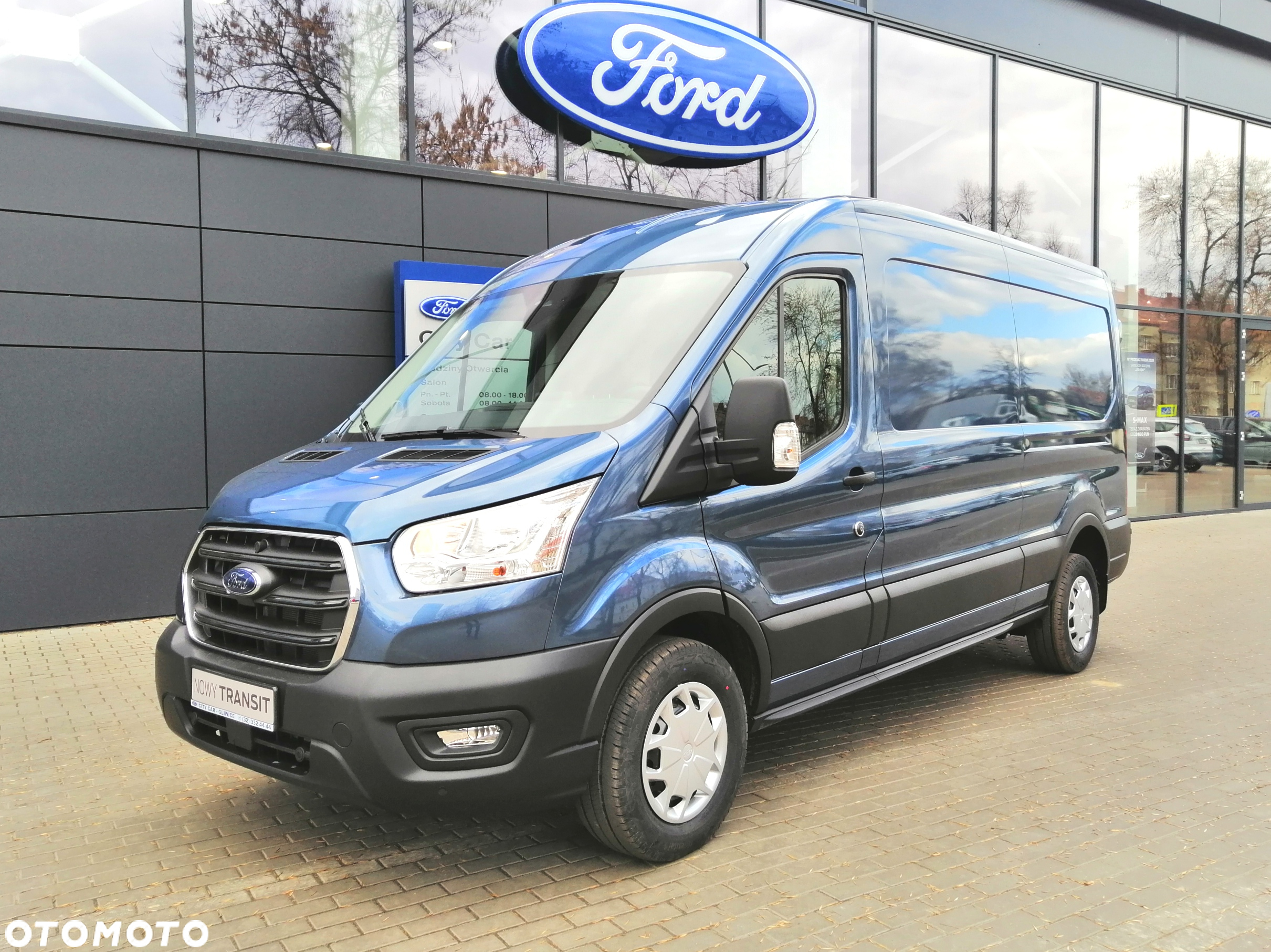 Ford Transit Van - 4