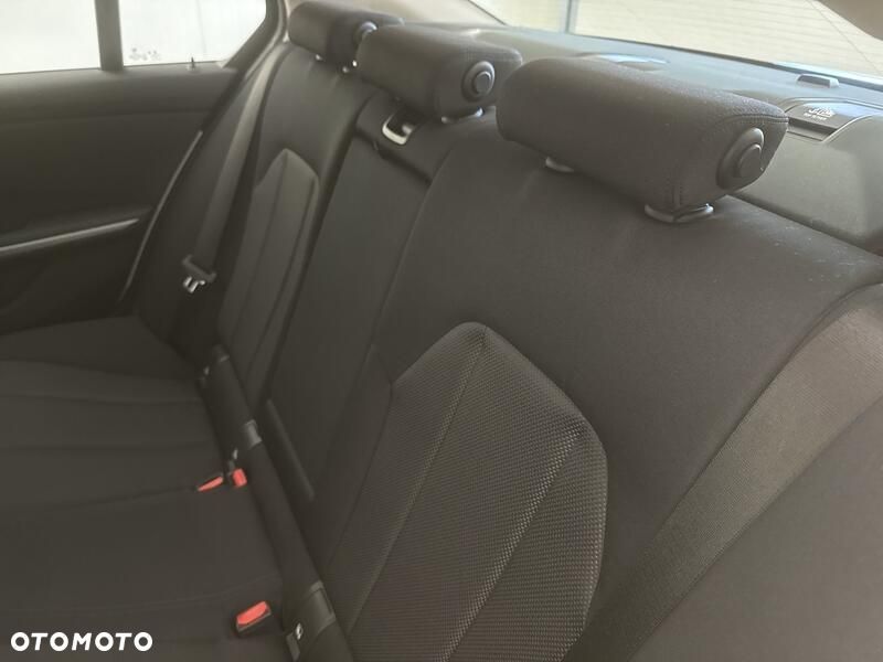 BMW Seria 3 318i - 20