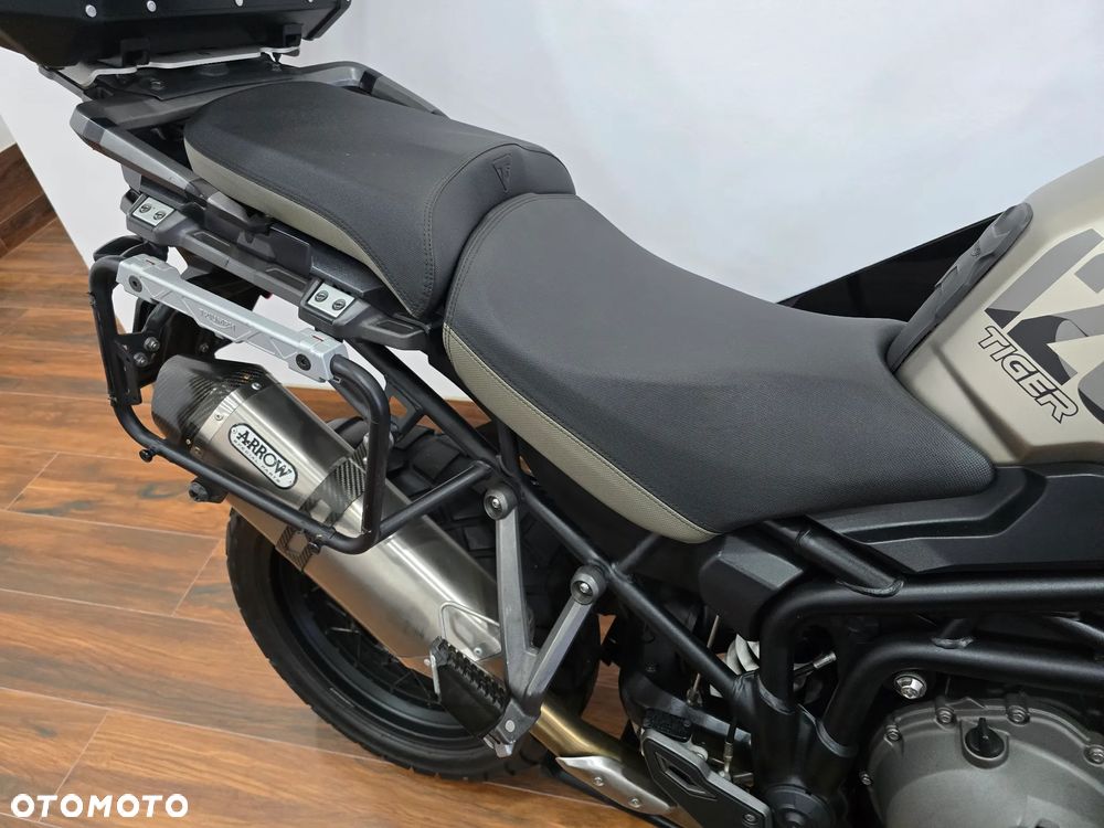 Triumph Tiger - 16