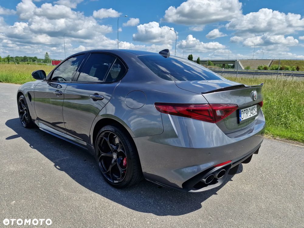 Alfa Romeo Giulia 2.9 Bi Turbo V6 Quadrifoglio - 15