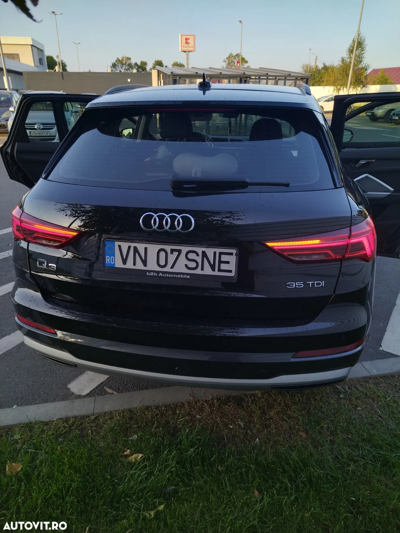Audi Q3 2.0 35 TDI S tronic Advanced - 9