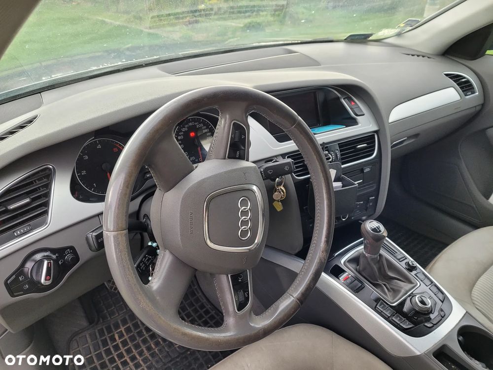 Audi A4 - 5
