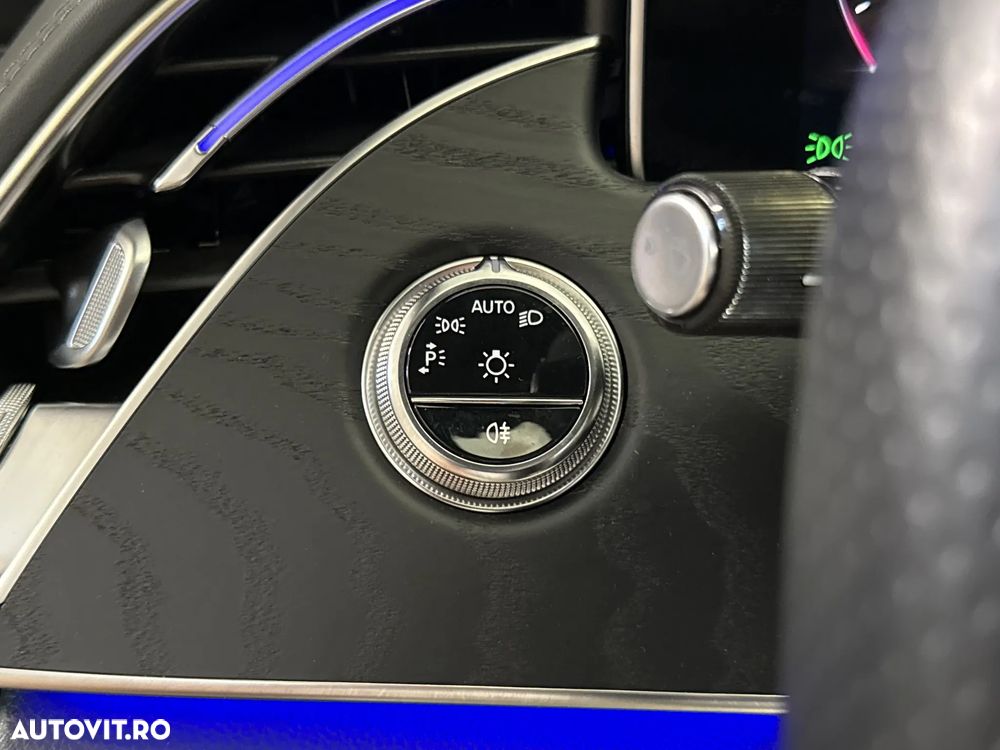 Mercedes-Benz E 220 d 9G-TRONIC - 17