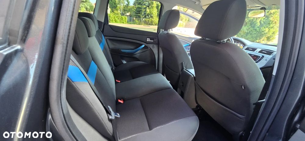 Ford Kuga - 28