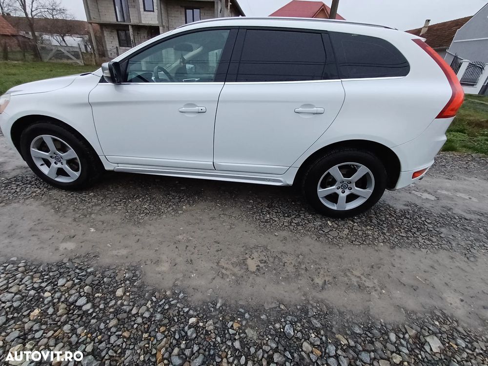 Volvo XC 60 D4 Start-Stop Rdesign - 4