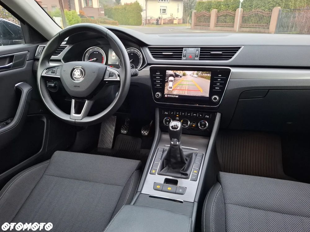 Skoda Superb 1.5 TSI ACT Style - 25