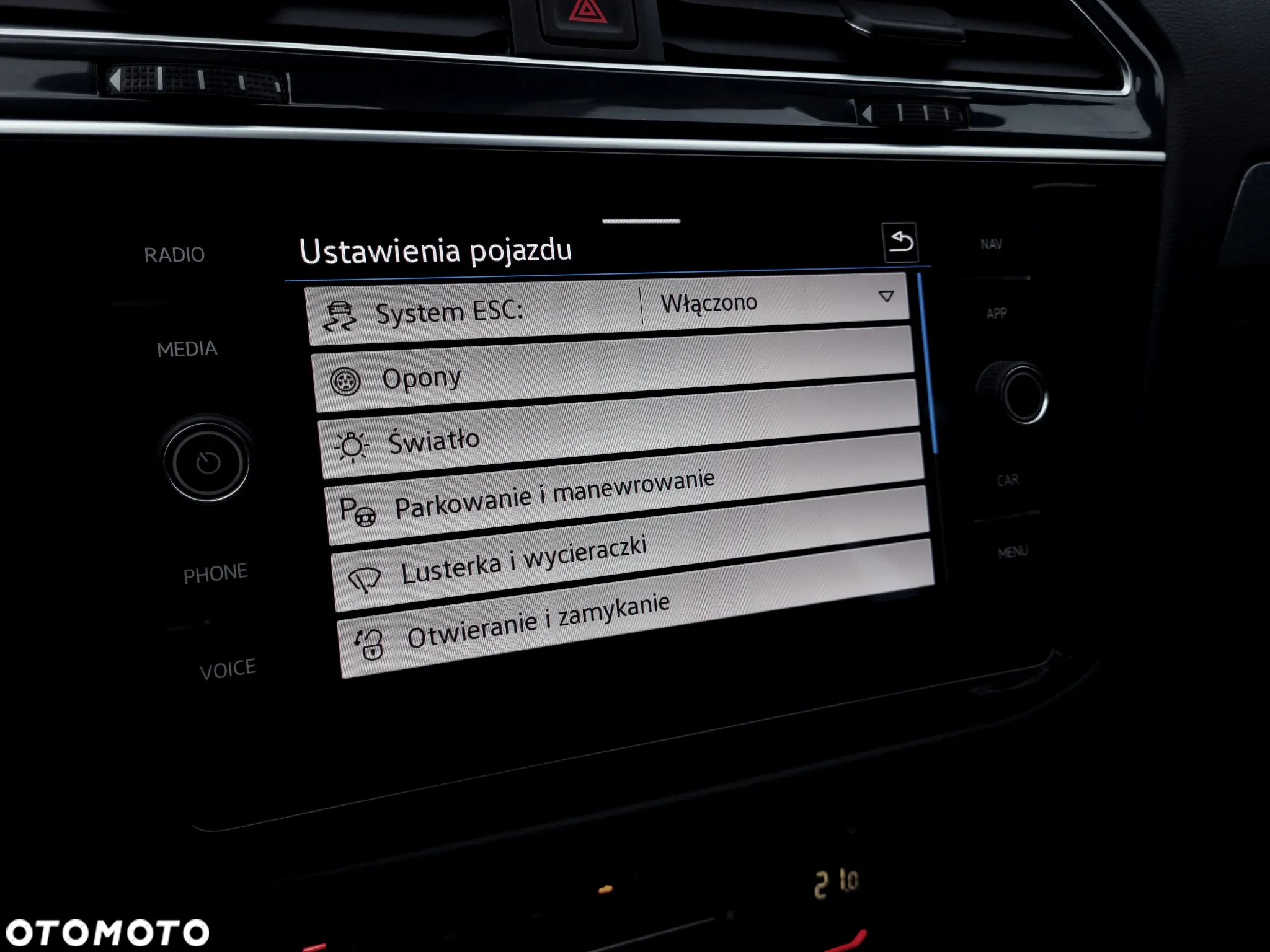 Volkswagen Tiguan 2.0 TDI Life DSG - 25