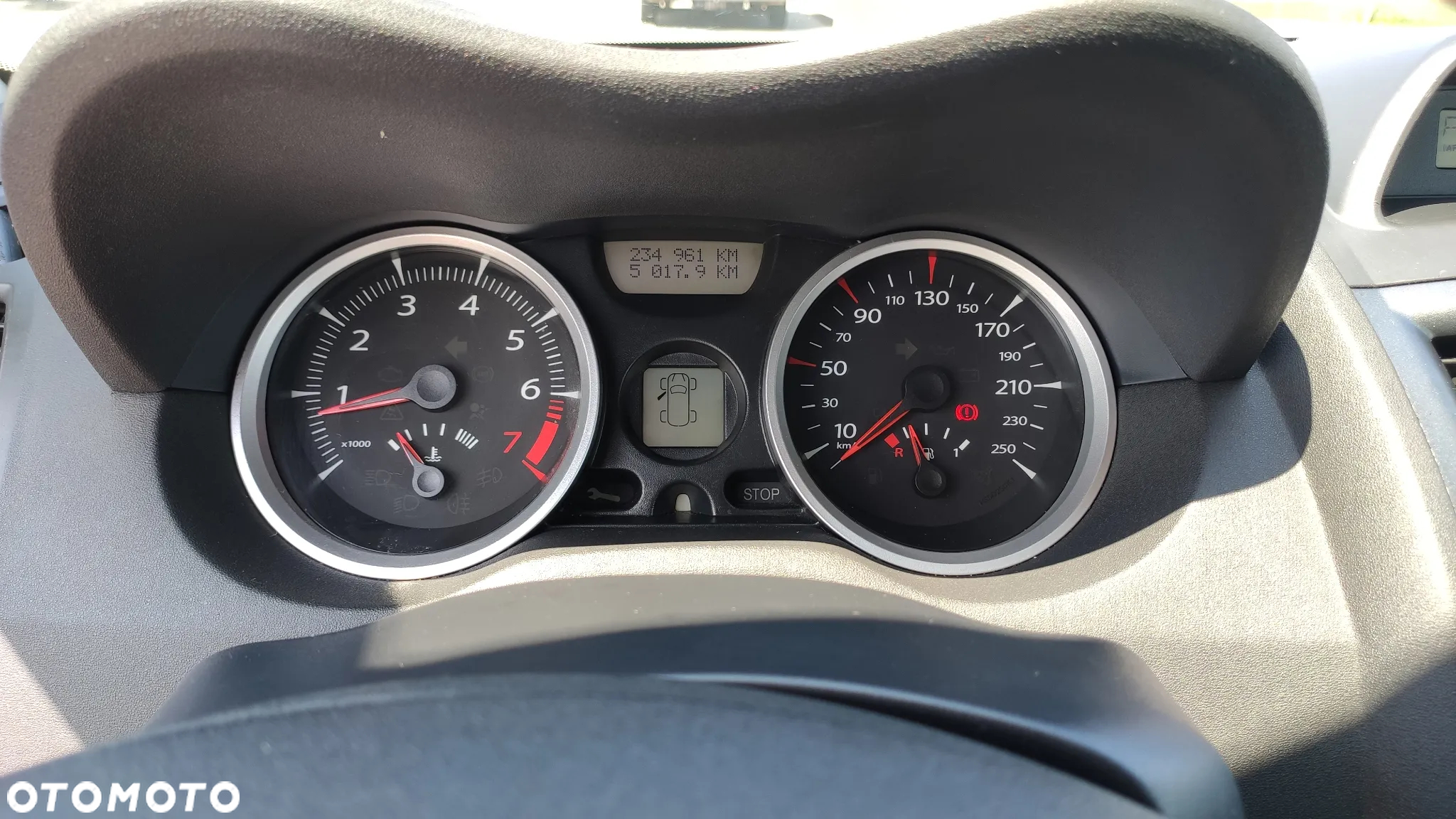 Renault Megane 1.6 Exception - 8
