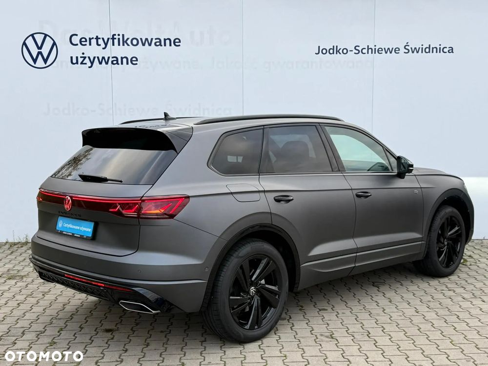 Volkswagen Touareg 3.0 V6 TDI 4Motion R-Line - 3